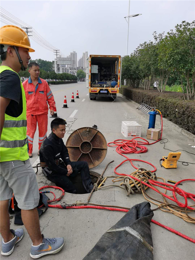 布拖翻衬法管道修复技术主要工序